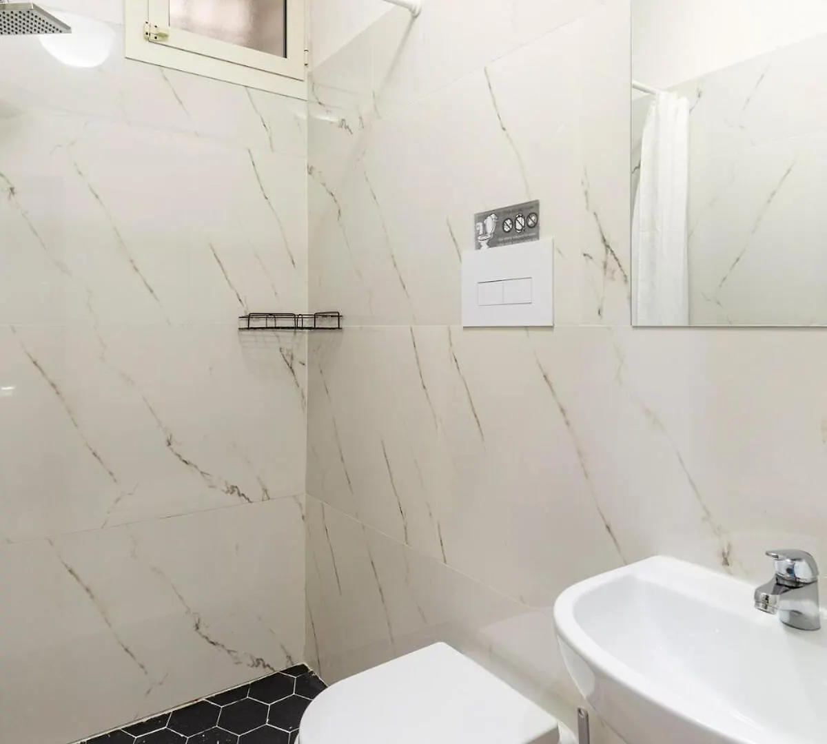 Maiorani 31 Hotel Naples Italy